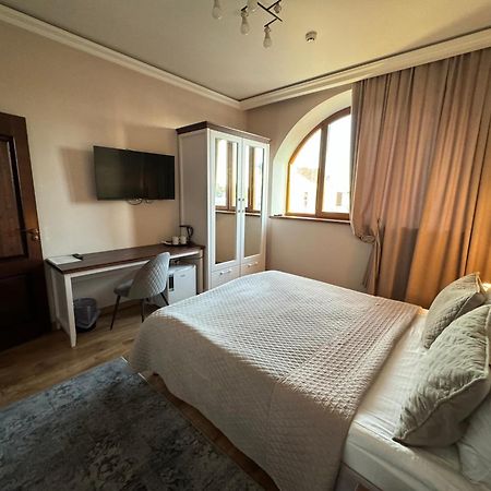 Villa ACAEM Chişinău Esterno foto