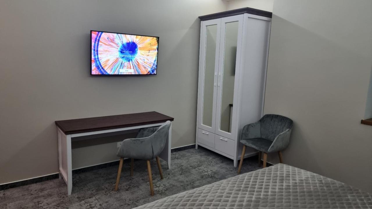 Villa ACAEM Chişinău Esterno foto