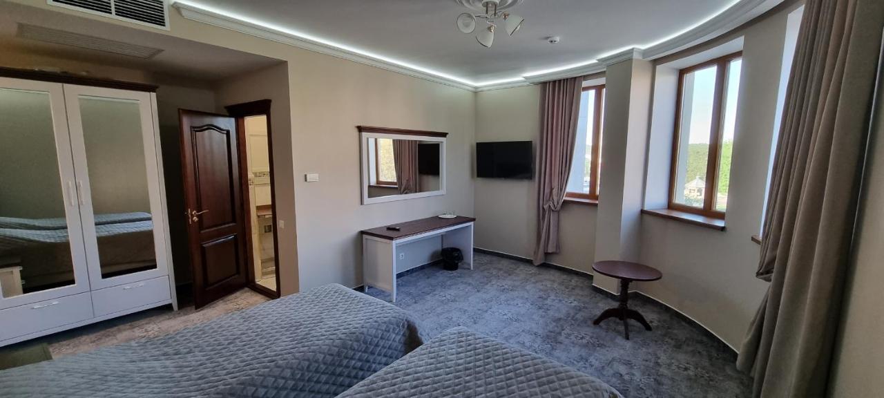 Villa ACAEM Chişinău Esterno foto