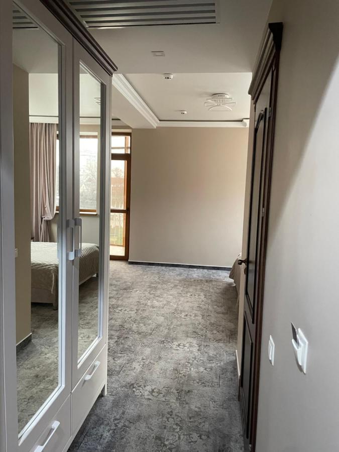 Villa ACAEM Chişinău Esterno foto