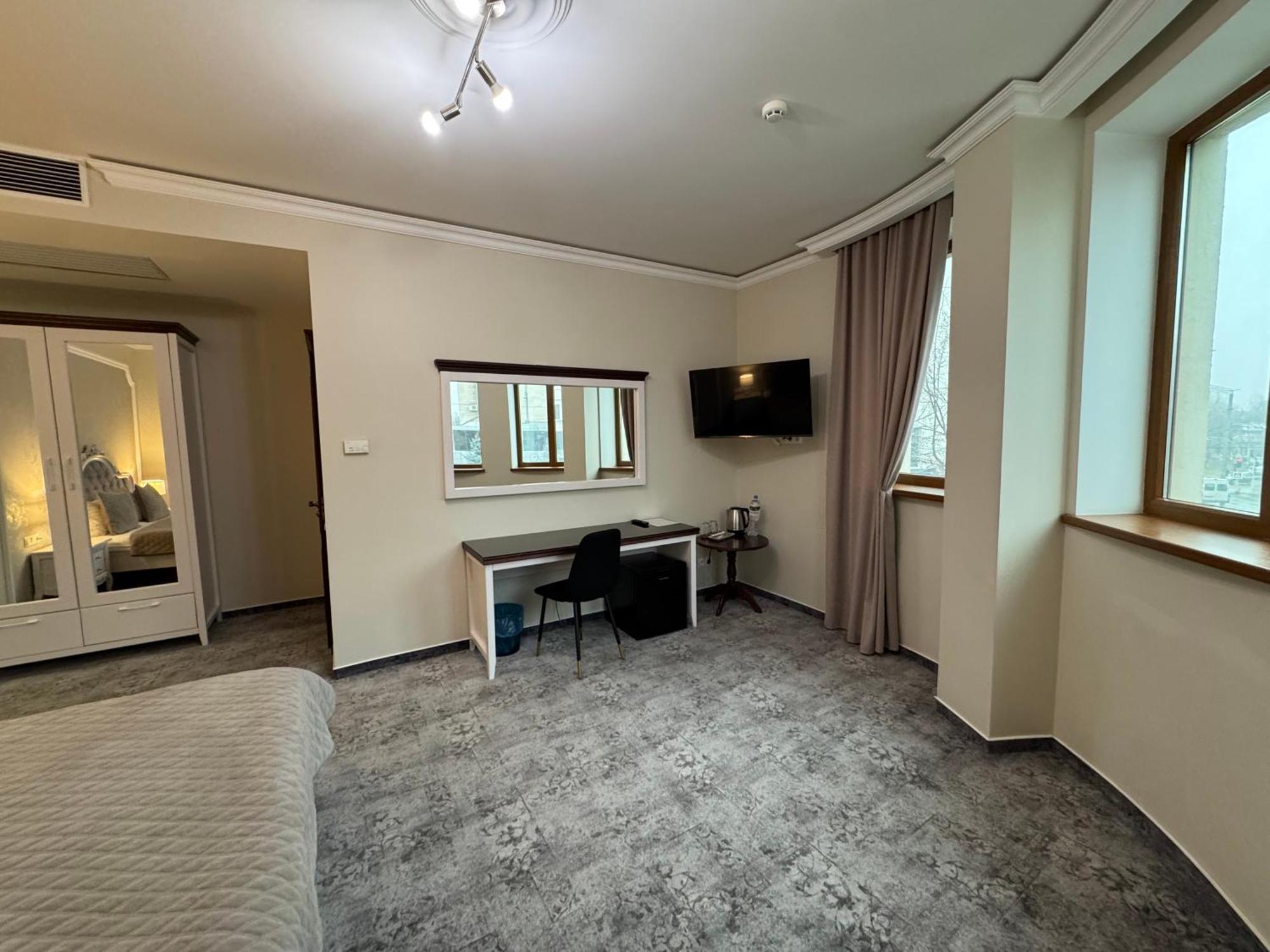 Villa ACAEM Chişinău Esterno foto